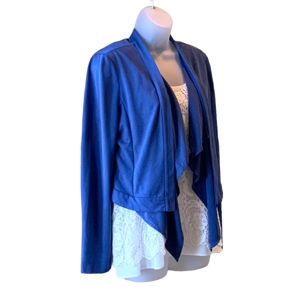 BCBG MAXAZRIA Jacket Blue Stretchy Shorter In Back Longer Front Size Small